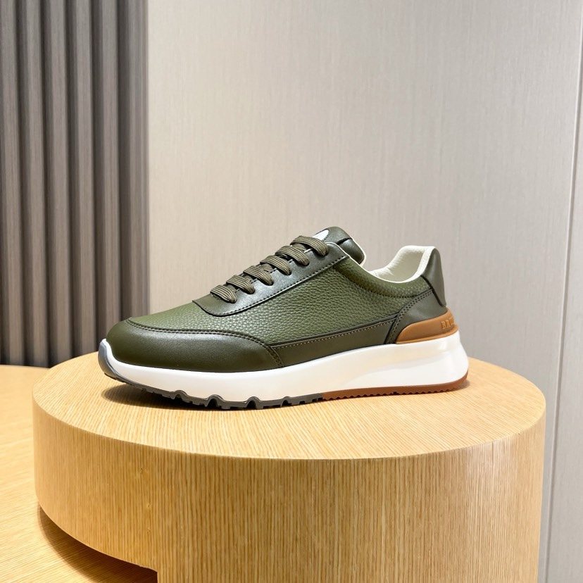 Brunello Cucinelli Men's Low-Top Lace-Up Sneakers - Rubber Outsole
